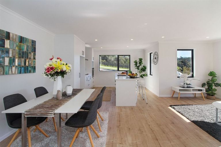 Photo of property in 46 Pacific Heights Road, Orewa, 0931