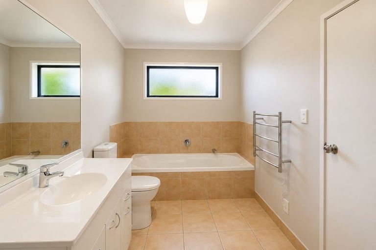 Photo of property in 123a George Street, Tuakau, 2121