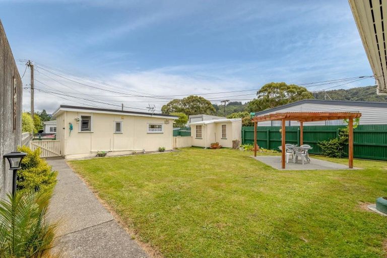 Photo of property in 6 Willow Grove, Ebdentown, Upper Hutt, 5018