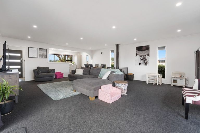 Photo of property in 172 Regan Street, Stratford, 4332