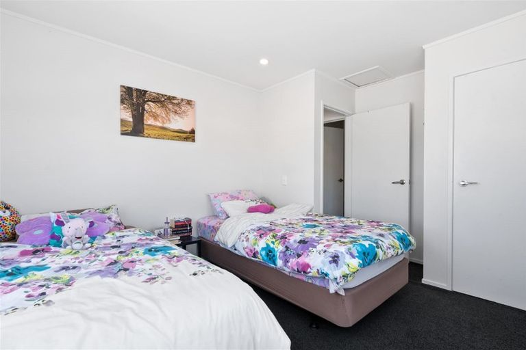 Photo of property in 25 Ashlynne Avenue, Papatoetoe, Auckland, 2025