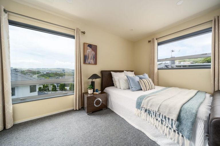 Photo of property in 59 Amesbury Drive, Churton Park, Wellington, 6037