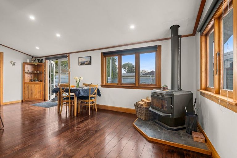 Photo of property in 143 Featherston Street, Palmerston North, 4410