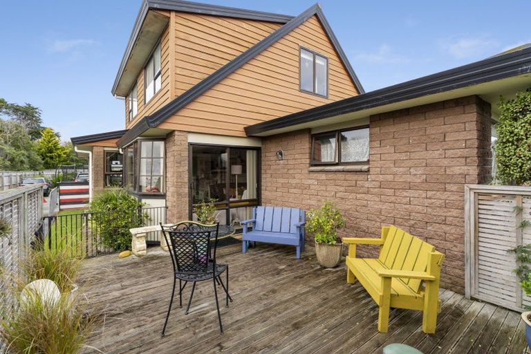 Photo of property in 18 Bell Street, Otaki, 5512