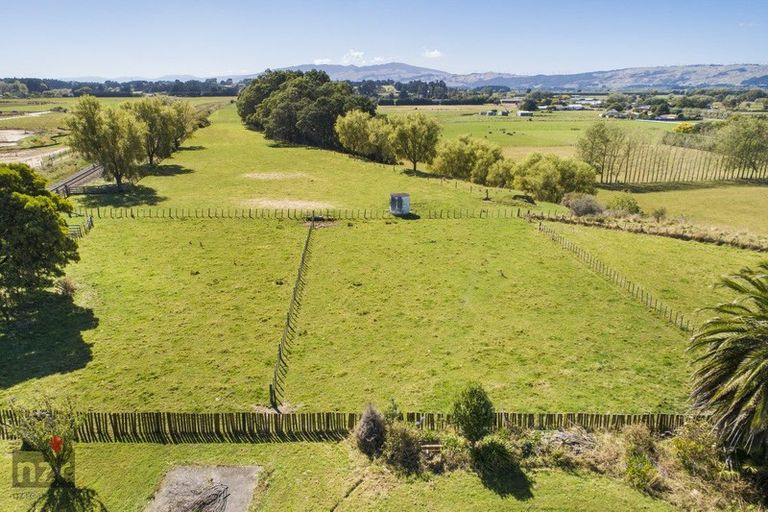 Photo of property in 48 James Line, Kelvin Grove, Palmerston North, 4414