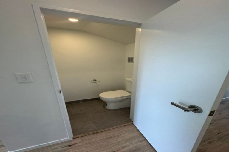Photo of property in 13 Eileen Newey Place, Henderson, Auckland, 0612