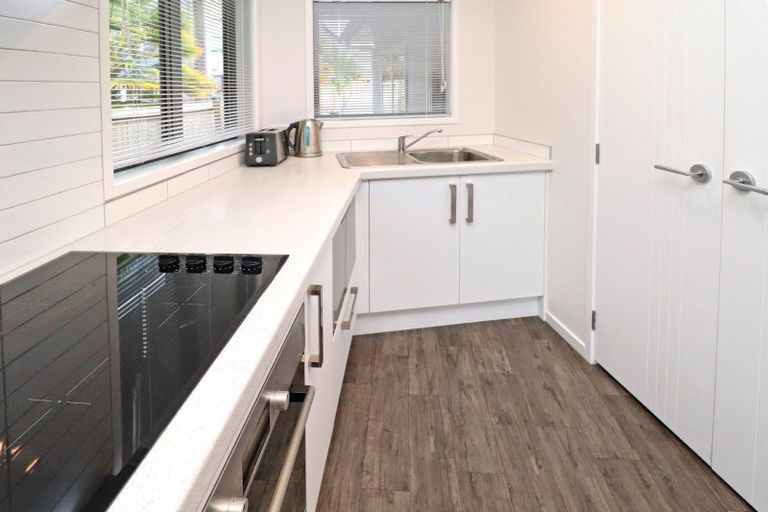 Photo of property in 6/5 Jones Crescent, Melville, Hamilton, 3206