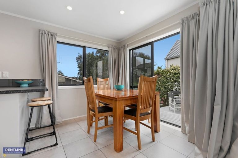 Photo of property in 3/118 Ranch Road, Mount Maunganui, 3116