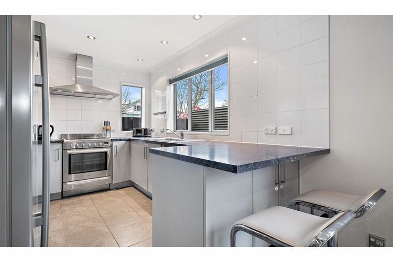 Photo of property in 31 Grafton Street, Waltham, Christchurch, 8011