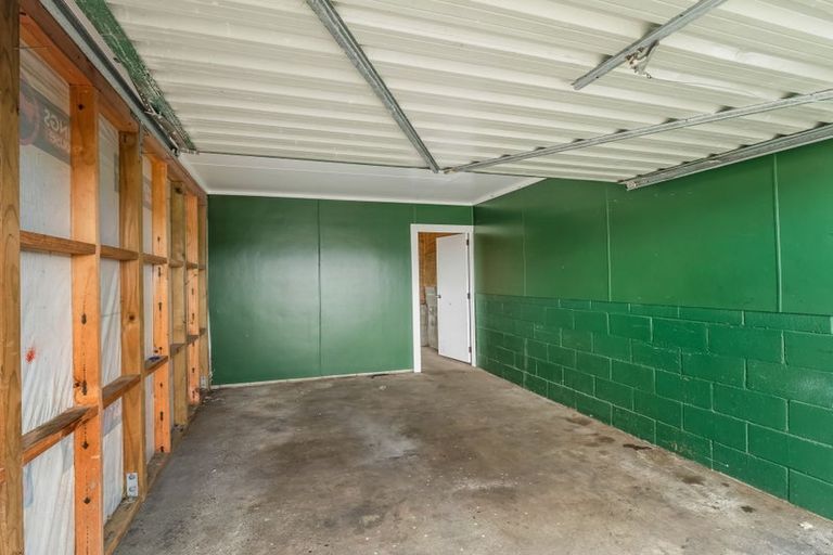 Photo of property in 10 Tainui Street, Castlecliff, Whanganui, 4501