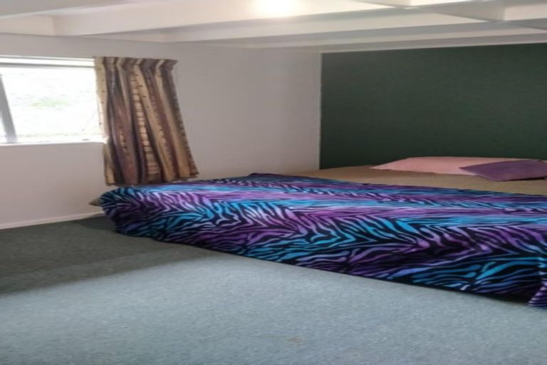 Photo of property in 89b Colwill Road, Massey, Auckland, 0614