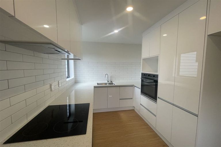 Photo of property in 11a Reid Road, New Lynn, Auckland, 0600