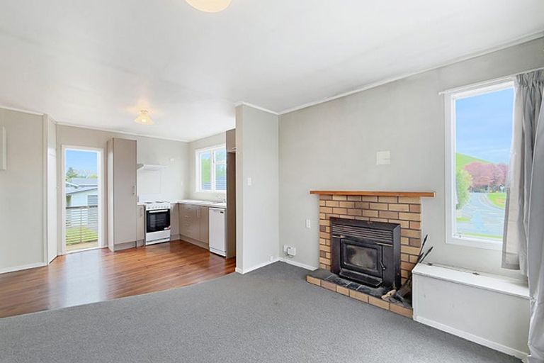 Photo of property in 4 Baird Road, Tokoroa, 3420