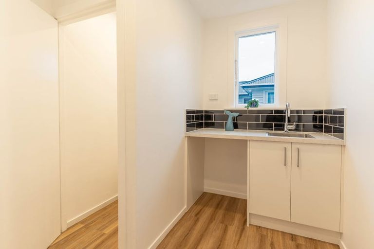 Photo of property in 62 Tilford Street, Woolston, Christchurch, 8062