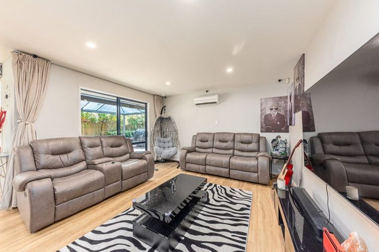Photo of property in 43a Shortland Street, Wainoni, Christchurch, 8061