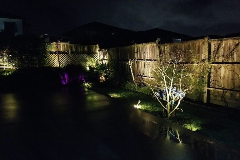 Photo of property in 23 Kerrykeel Drive, Flat Bush, Auckland, 2019