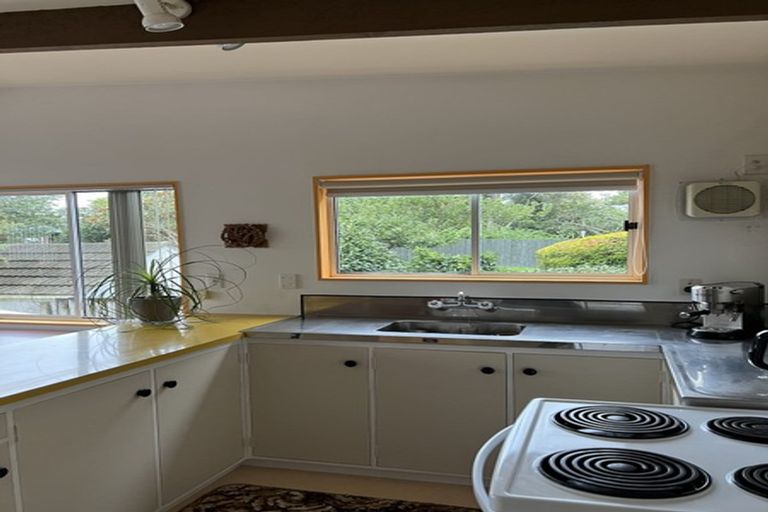 Photo of property in 10a Aorangi Road, Paraparaumu, 5032