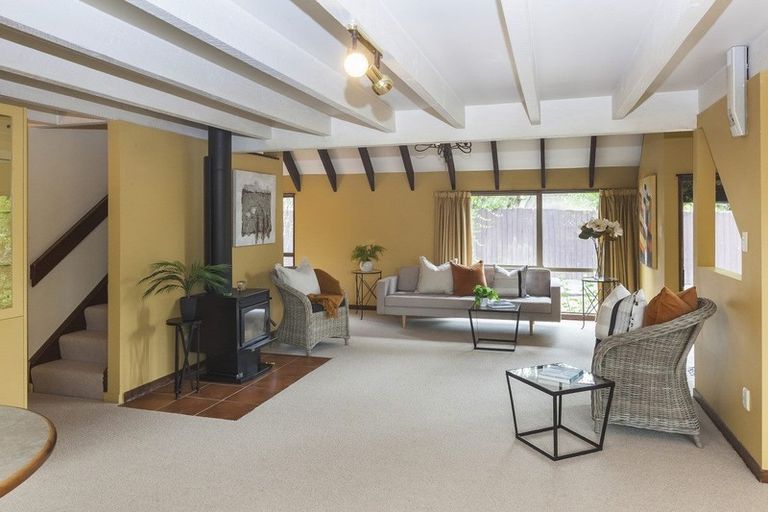 Photo of property in 31 Juniper Place, Burnside, Christchurch, 8053
