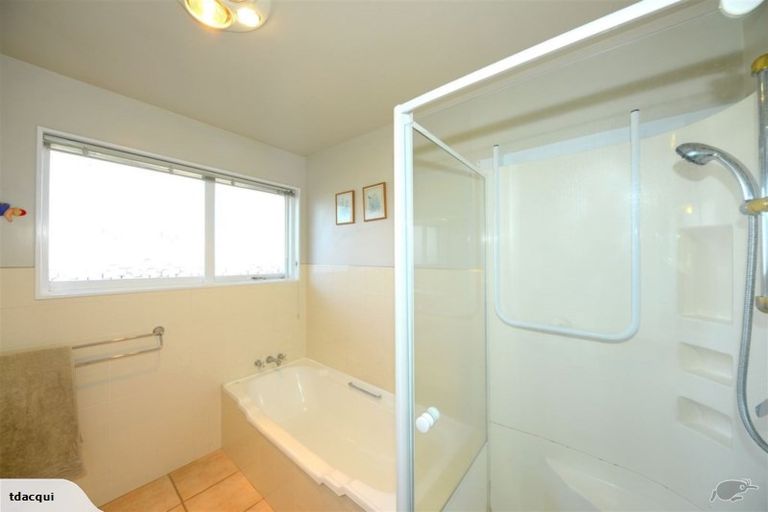 Photo of property in 51 Kent Lodge Avenue, Avonhead, Christchurch, 8042