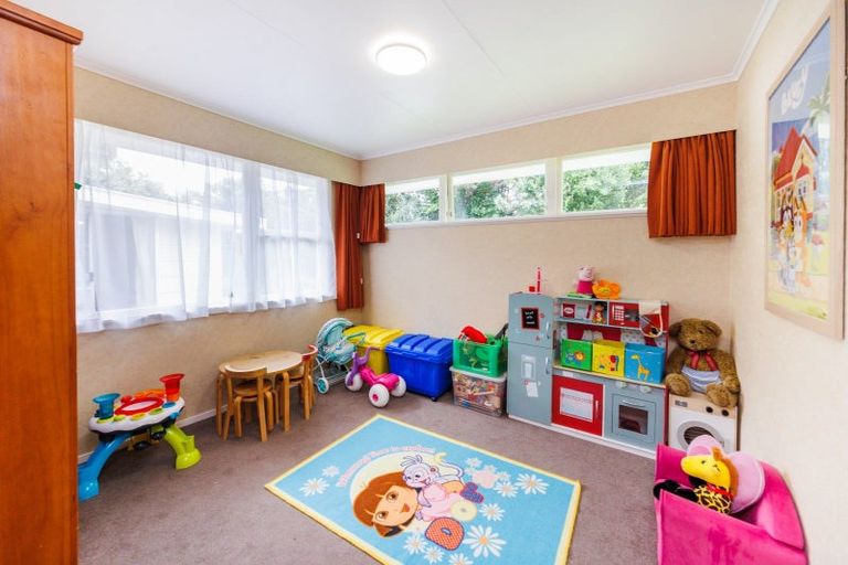Photo of property in 4 Anaru Place, Awapuni, Palmerston North, 4412