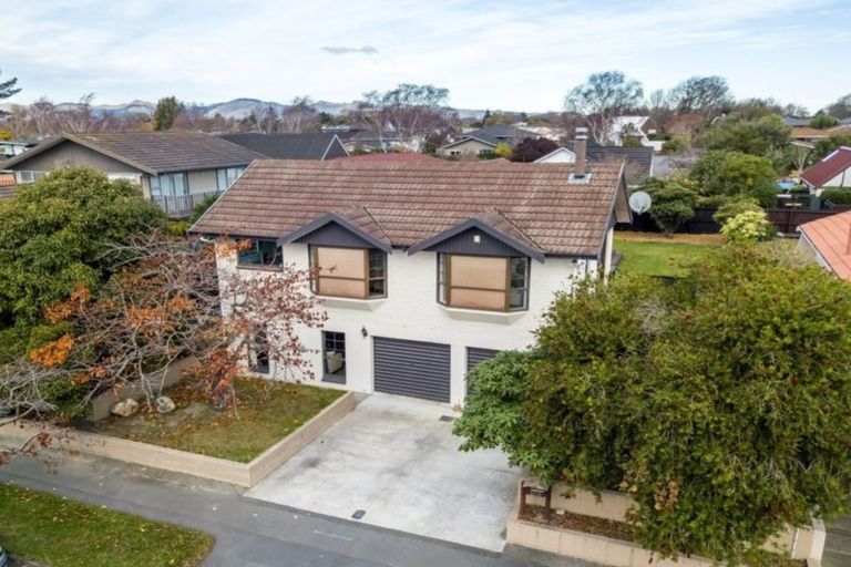 Photo of property in 209 Maidstone Road, Avonhead, Christchurch, 8042