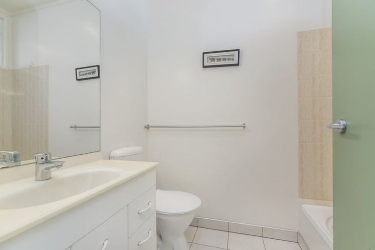 Photo of property in Fernhill Flats, 324u9 The Terrace, Te Aro, Wellington, 6011