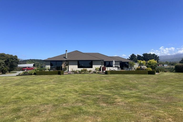Photo of property in 399a Inland Road, Inland Road, Kaikoura, 7373