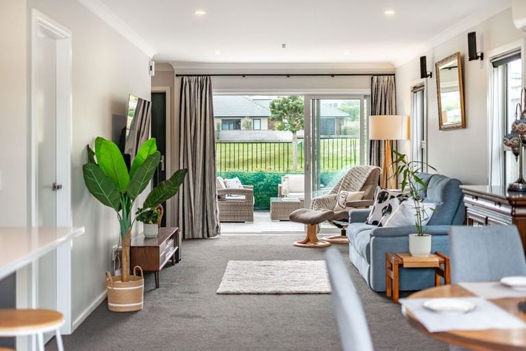 Photo of property in 164 John Burke Drive, Aotea, Porirua, 5024