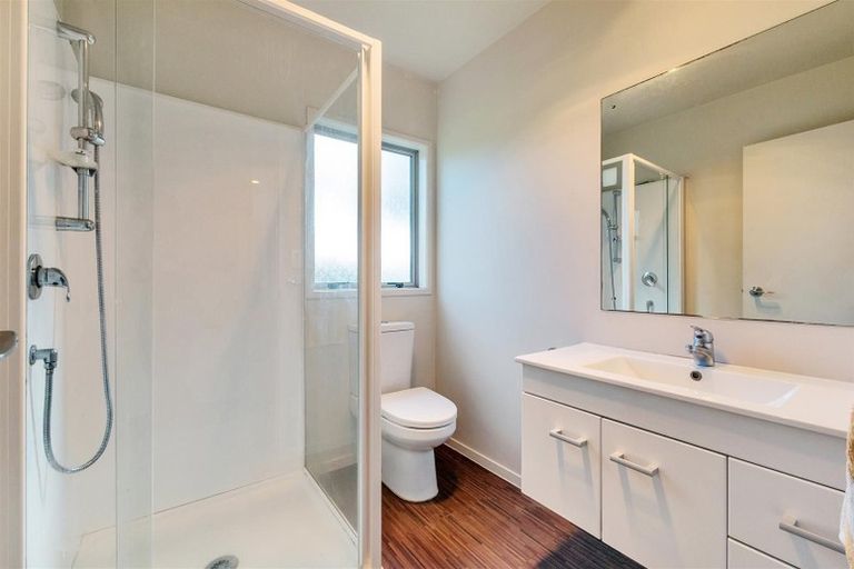 Photo of property in 139 Albany Highway, Unsworth Heights, Auckland, 0632