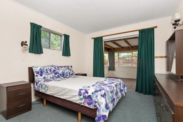 Photo of property in 2/24 Oxford Street, Taradale, Napier, 4112