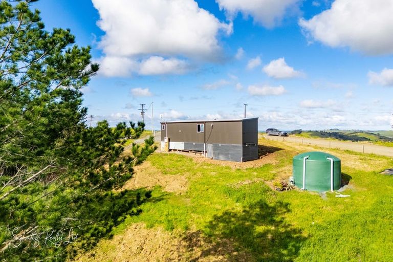 Photo of property in 439 Franklin Road, Paparoa, 0571