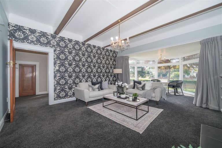Photo of property in 34 Saint Johns Avenue, Palmerston North, 4414