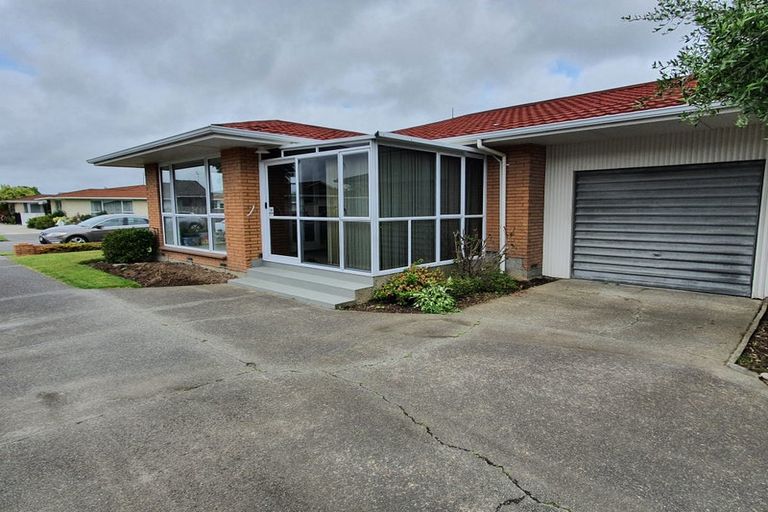 Photo of property in 20 Apollo Place, Papanui, Christchurch, 8052