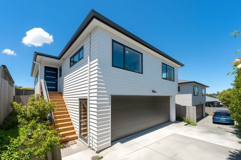 Photo of property in 5a James Laurie Street, Henderson, Auckland, 0612