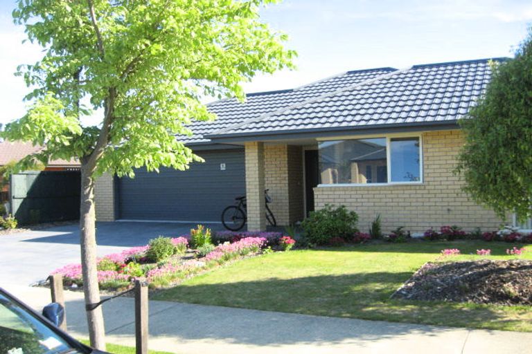 Photo of property in 19 Mounter Avenue, Northwood, Christchurch, 8051