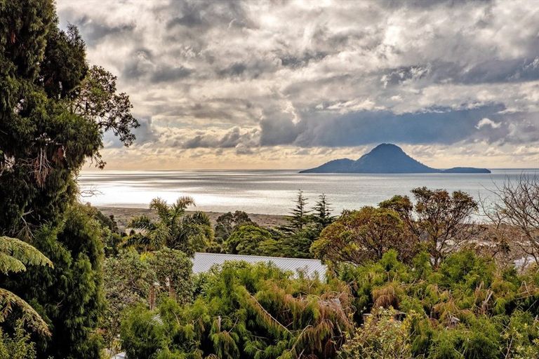 Photo of property in 5 Hurinui Avenue, Whakatane, 3120