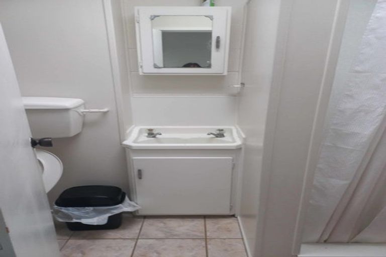 Photo of property in 5/23 Orams Road, Hillpark, Auckland, 2102