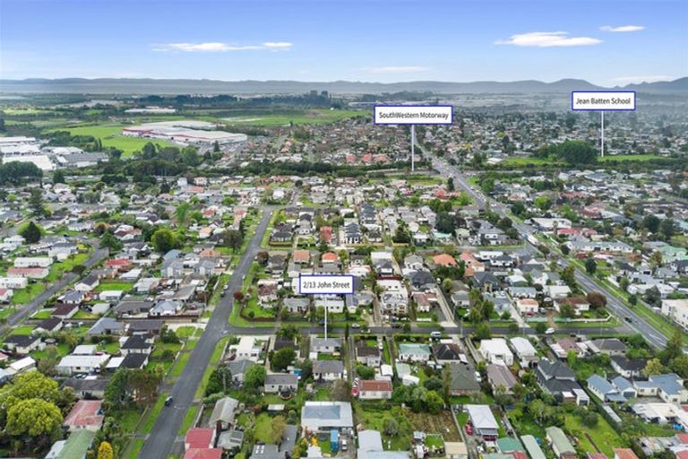 Photo of property in 2/13 John Street, Mangere East, Auckland, 2024