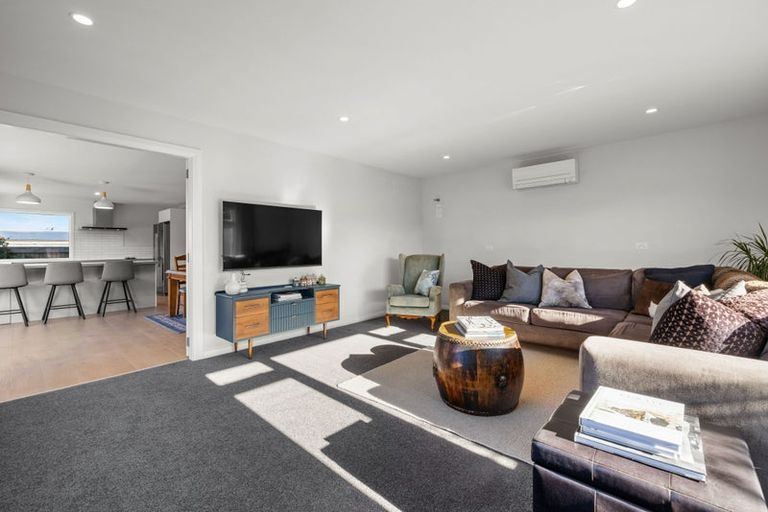 Photo of property in 174 Langdons Road, Northcote, Christchurch, 8052