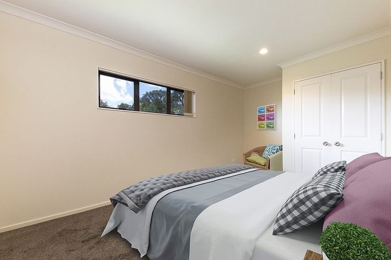 Photo of property in 36 Te Kauri Place, Helensville, 0800
