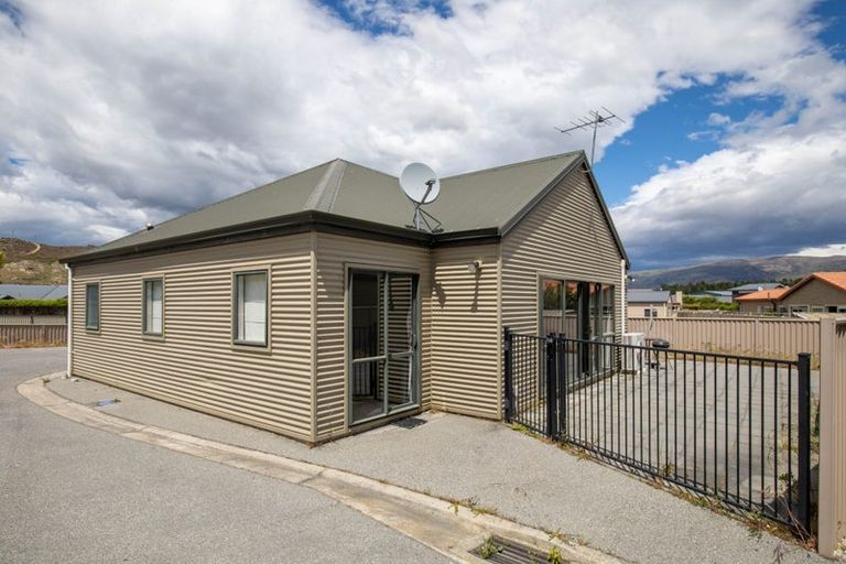 Photo of property in 8a Mckellar Court, Cromwell, 9310