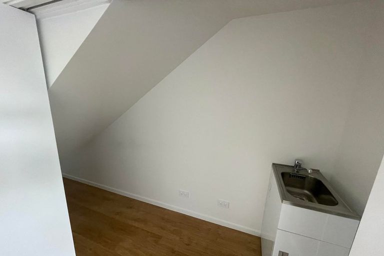 Photo of property in 57 Miromiro Street, Broomfield, Christchurch, 8042