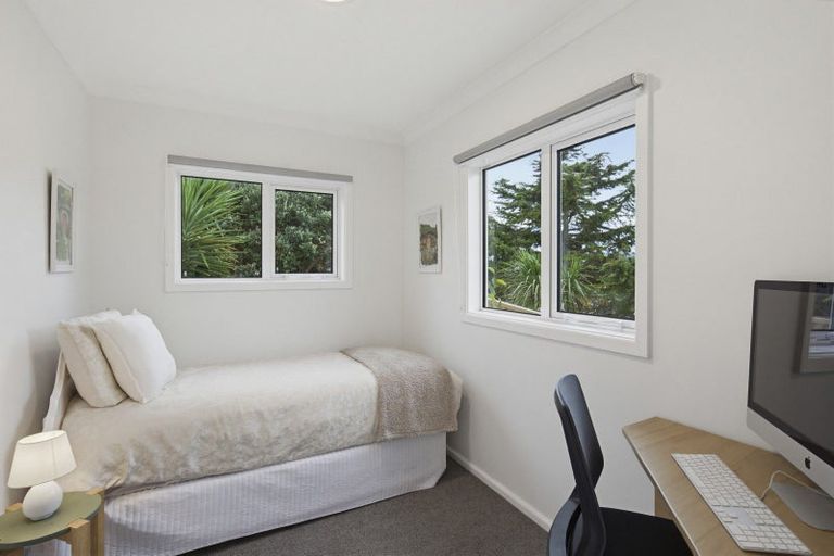 Photo of property in 16 Allen Road, Raumati Beach, Paraparaumu, 5032