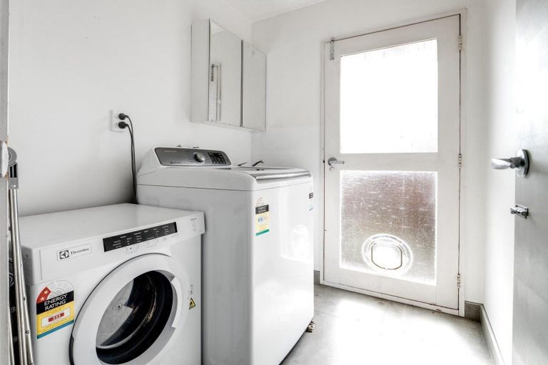 Photo of property in 57 Sarabande Avenue, Redwood, Christchurch, 8051