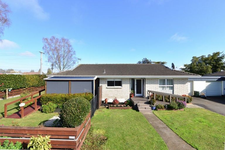 Photo of property in 39 Braid Road, St Andrews, Hamilton, 3200