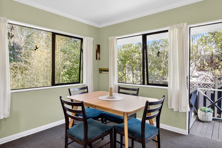Photo of property in 2/43 Sabulite Road, Kelston, Auckland, 0602