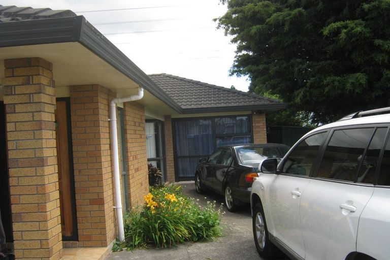Photo of property in 51a Gray Avenue, Mangere East, Auckland, 2024