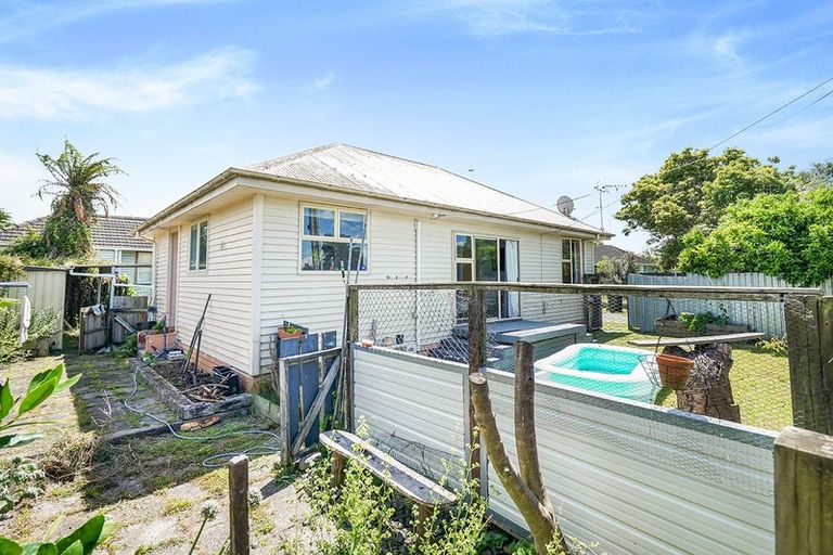 Photo of property in 87 Massey Street, Frankton, Hamilton, 3204