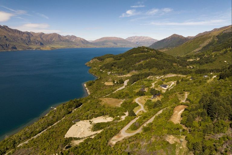 Photo of property in 81 Corsican Drive, Ben Lomond, Queenstown, 9371