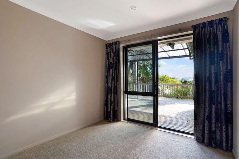 Photo of property in 22 Jezero Drive, Massey, Auckland, 0614